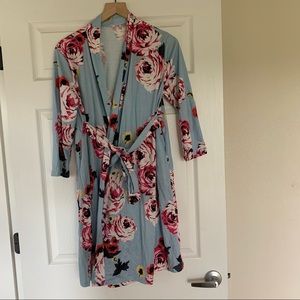 Blue floral maternity/postpartum hospital robe